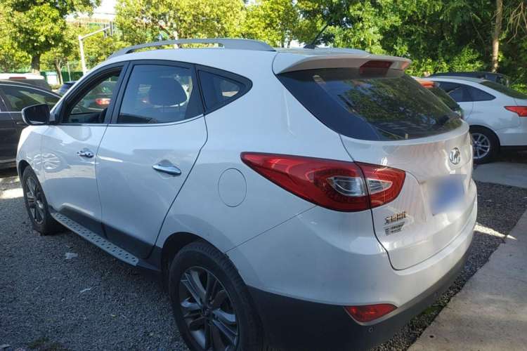 Used Hyundai ix35 2015 2.0L Automatic 2WD Smart Version China V Standard Exterior 3