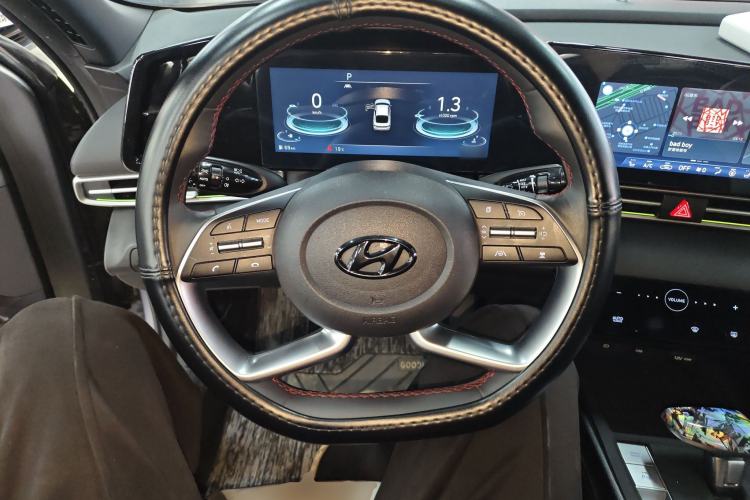 Used Hyundai Elantra 2022 1.5L CVT 20th Anniversary Edition Steering Wheel