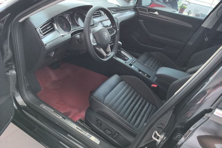 Used Volkswagen Magotan 2020 330TSI DSG Leading Model
