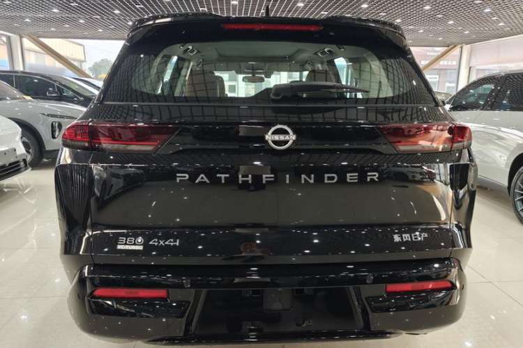 Used Nissan Pathfinder 2024 380 VC-TURBO Four-Wheel Drive Intelligent Driving Version 6 Seats Exterior 1