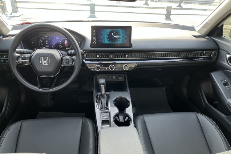 Used Honda Civic 2023 240TURBO CVT Dynamic Edition
