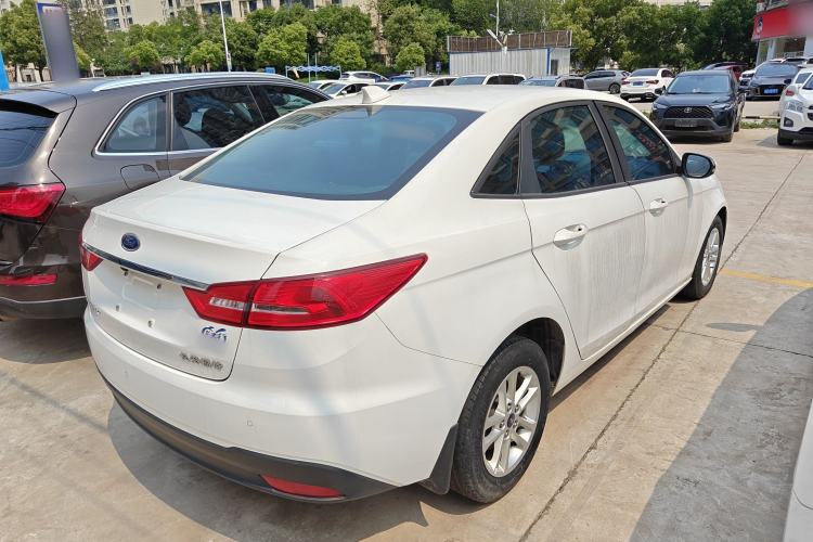 Used Ford Escort 2019 Revised 1.5L Automatic ZhiXiang Version China VI Standard Rear Right 45 Deg
