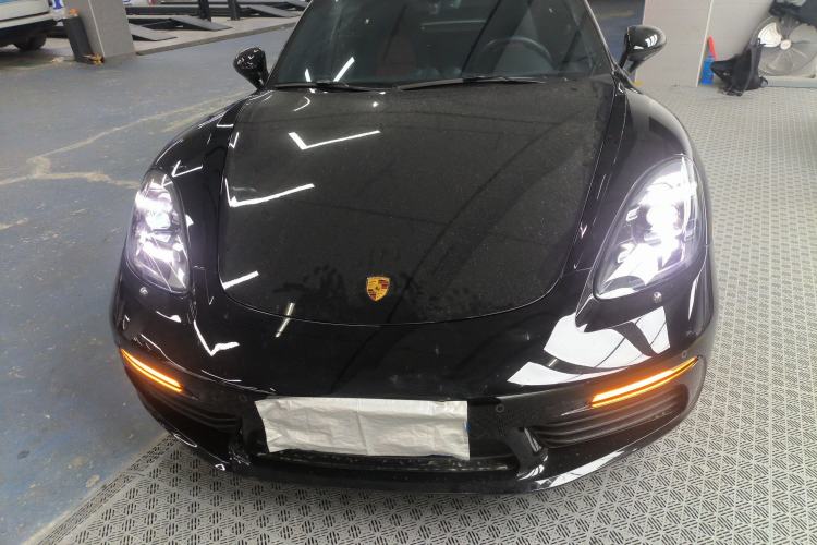 Used Porsche 718 2022 Cayman 2.0T Front