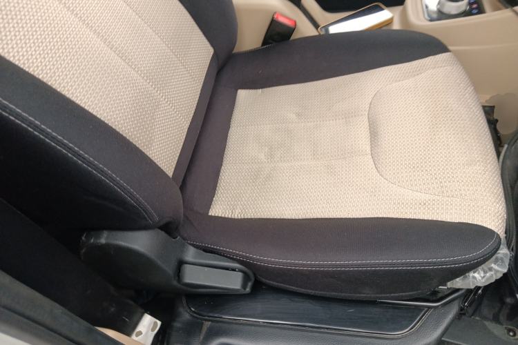 Used Kuayue Kuayue Xing V5 EV 2021 Luxury 6-Seater Passenger Bus with Lingdian System