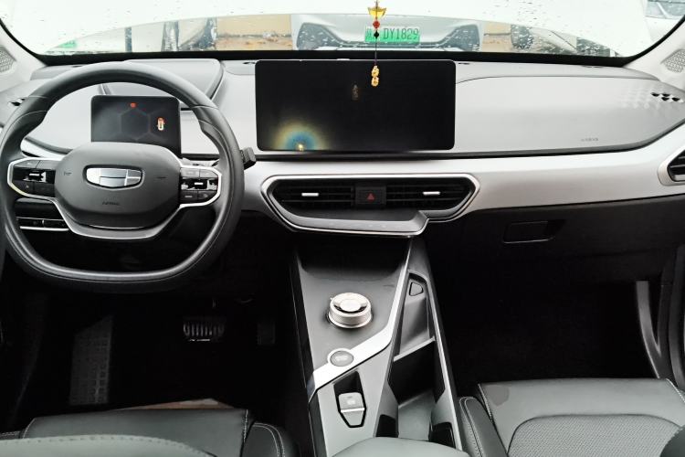 Used Geometry A 2021 Pro Enjoy High-Dimensional Range Edition 430KM A430 Easy-Drive Version