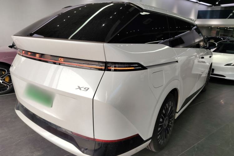 Used XPeng X9 2025 740 Ultra-Long Range Max
