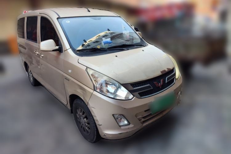 Used Wuling Rongguang V 2018 1.5L Standard Version
