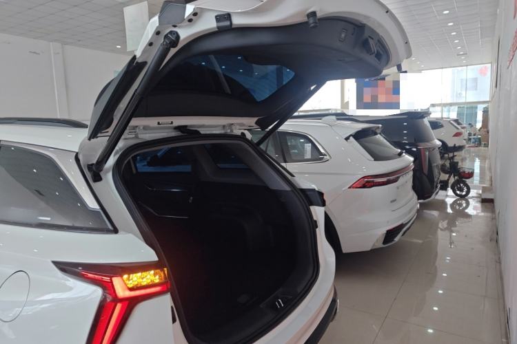 Used CHANGAN CS75 PLUS 2024 3rd Generation Champion Edition 1.5T Intelligent Drive Dynamic Model
