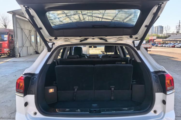 Used Zotye Domy X7 2017 Upgraded Edition 2.0T DCT Huangshan Model 7 Seats