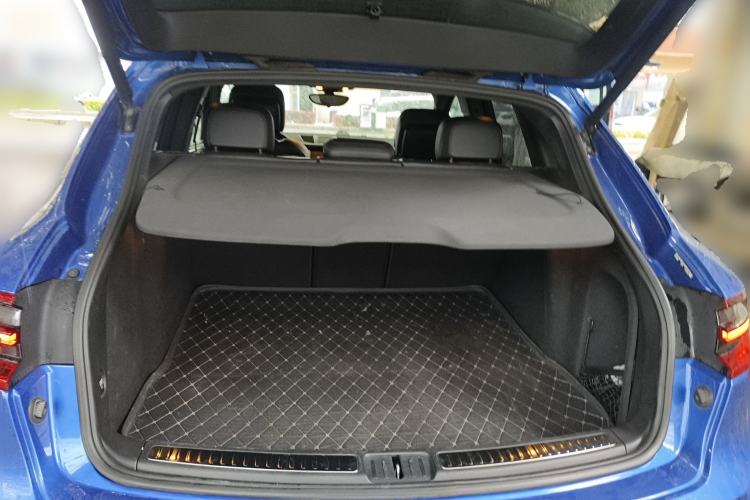 Used Porsche Macan 2017 Macan 2.0T Trunk