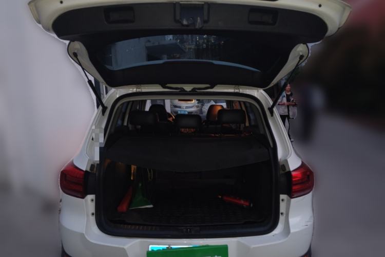 Used Volkswagen Tiguan 2015 1.8TSI Automatic Two-Wheel Drive Luxury Model Trunk