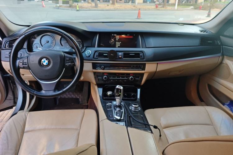 Used BMW 5 Series 2013 520Li Elegant Edition Center Console