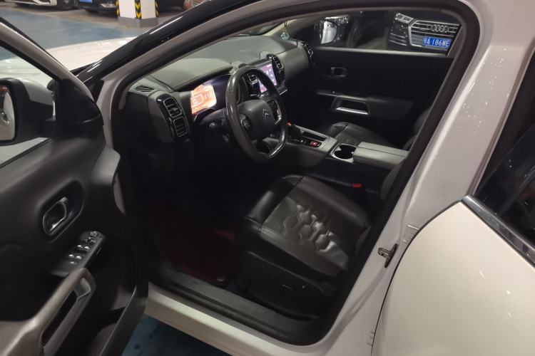 Used Citroen C5 AIRCROSS 2017 380THP Luxury Model Driver Seat