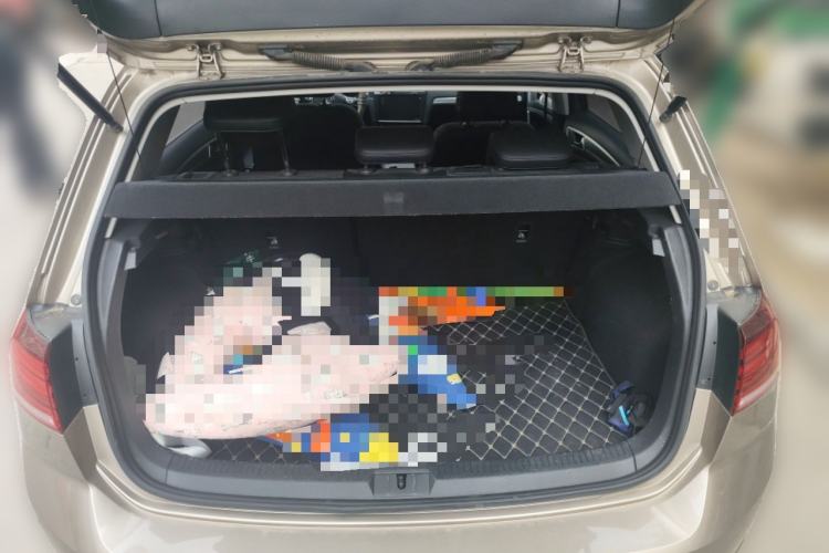 Used Volkswagen Golf 2020 Zhiai Edition 280TSI DSG Comfort Model Trunk