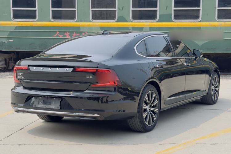 Used Volvo S90 2021 B5 Zhiyi Luxury Edition
