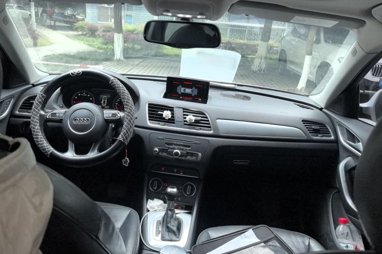 Used Audi Q3 2016 30 TFSI Fashion Model
