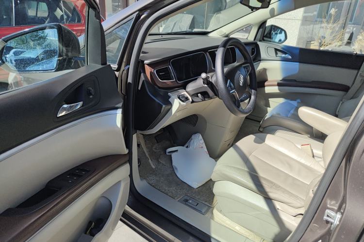 Used Buick GL8 2014 3.0L GT Luxury Business Haoya Edition Driver Seat