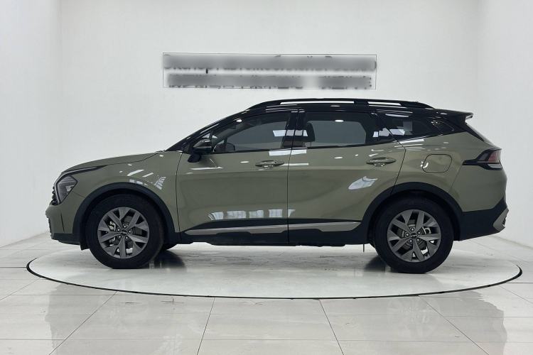 Used Kia Sportage (Chinese Domestic Model) 2023 2.0L HEV Two-Wheel Drive Flagship Edition