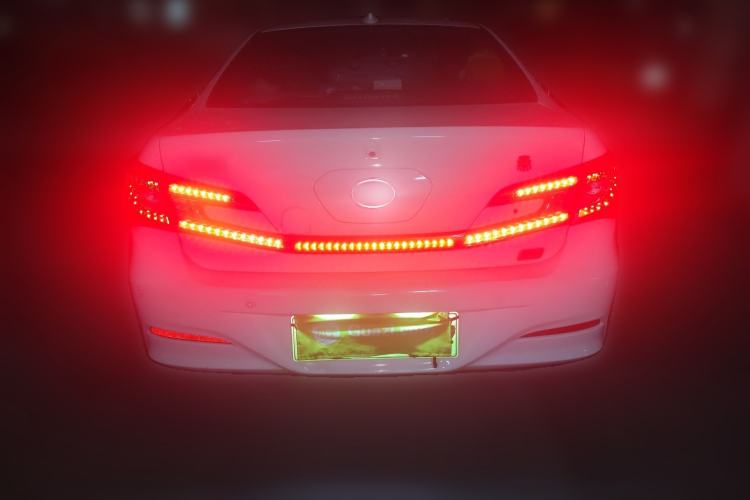 Used BYD Qin New Energy 2015 1.5T Dual-Crown Flagship Plus Edition