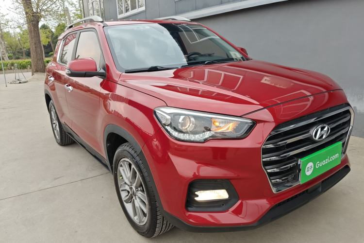 Used Hyundai ix35 2018 2.0L Automatic Two-Wheel Drive Zhiyong·Changlian Edition Front Right 45 Deg