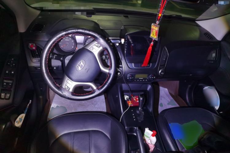 Used Hyundai ix35 2013 2.0L Automatic Two-Wheel Drive Smart GLS China IV Standard