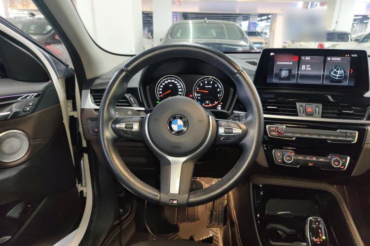 Used BMW X2 2022 sDrive25i M Sport Package Steering Wheel