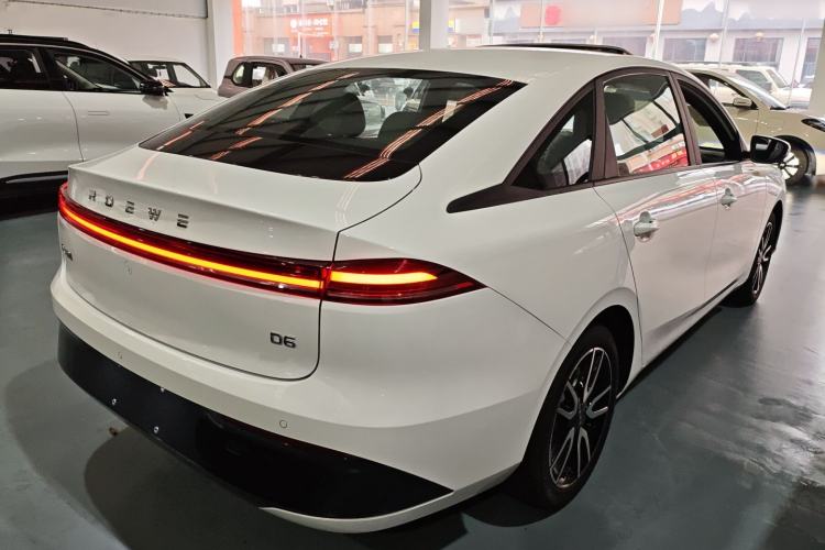 Used Roewe D6 2025 450km Deluxe Edition