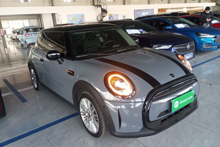 Used MINI MINI 2022 1.5T COOPER Classic Edition