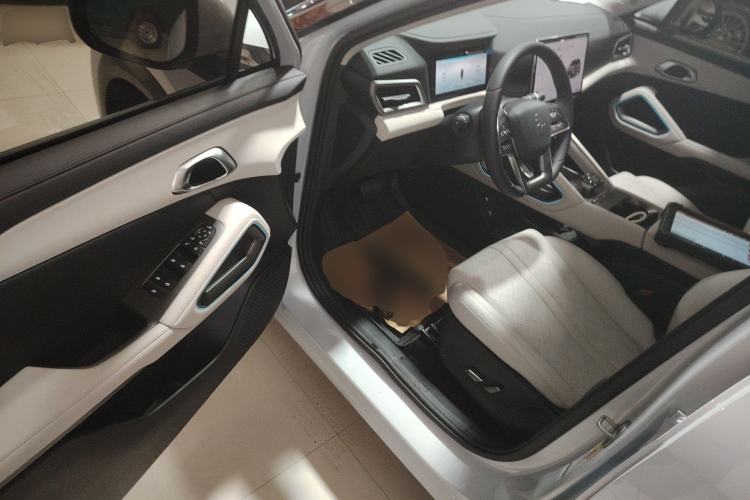 Used BYD Yuan UP 2024 401KM Beyond Edition
