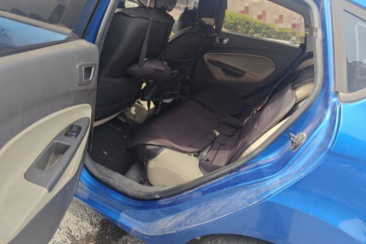 Used Ford Fiesta 2011 Hatchback 1.5L Automatic Fashion Edition
