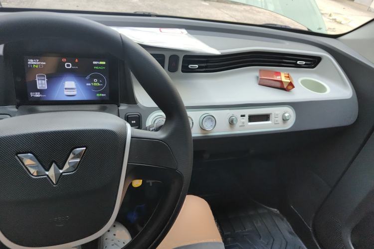 Used Wuling Hongguang MINIEV 2021 Macaron Premium Model – Lithium Iron Phosphate