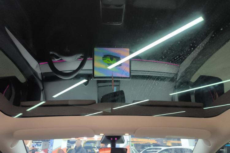 Used Tesla Model Y 2023 Long-Range All-Wheel-Drive Version