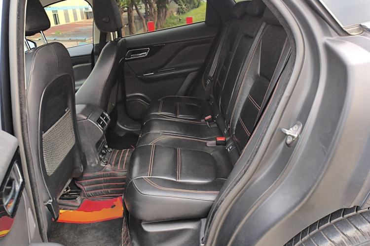 Used Jaguar F-PACE 2019 2.0T Four-Wheel Drive Urban Luxury Edition Left Rear Seat