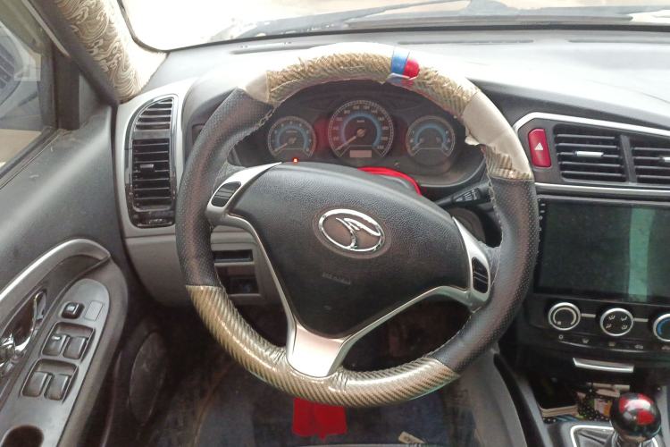 Used Soueast V3 Lingyue 2015 1.5L Manual Style Edition Steering Wheel