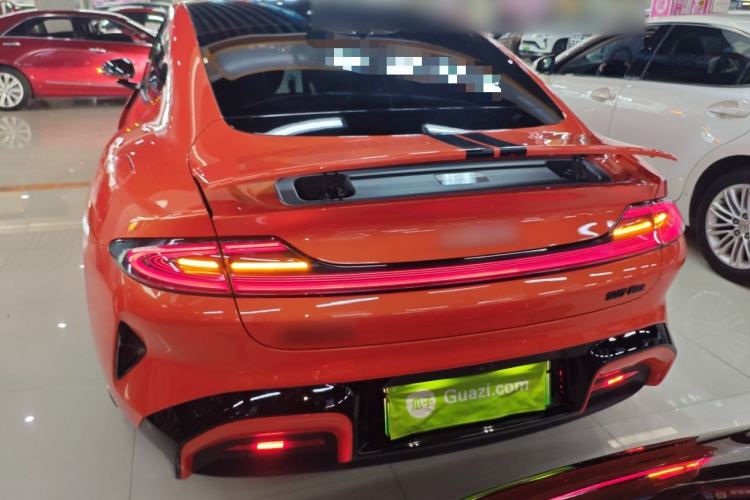 Used Xiaomi Auto SU7 2024 Four-Wheel Drive Ultra-Long Range Advanced Intelligent Driving Max Edition