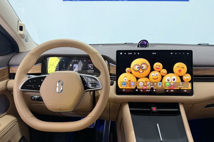 Used Hima AITO M7 2024 1.5T Intelligent Driving Rear-Drive Pro Version 5 Seats Steering Wheel