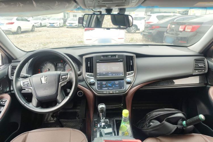 Used Toyota Crown 2018 2.0T Sport Edition Center Console