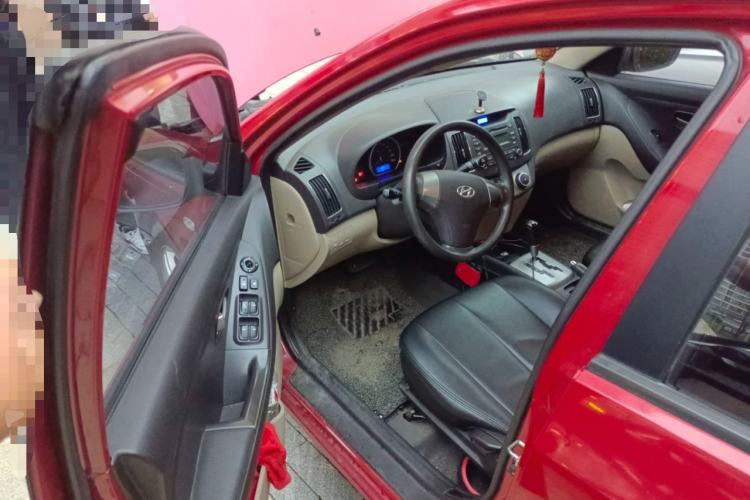 Used Hyundai Celesta 2011 1.6L Automatic Comfort Edition Driver Seat