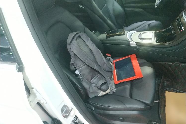 Used Mercedes-Benz GLC 2020 GLC 260 L 4MATIC Dynamic Model Right Front Seat