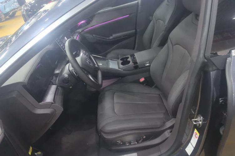 Used Denza Z9 2024 1100 km Four-Wheel Drive Max Version