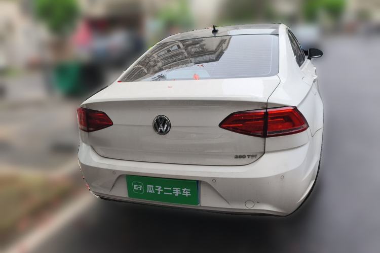 Used Volkswagen Lamando 2017 280TSI DSG Comfort Edition Rear