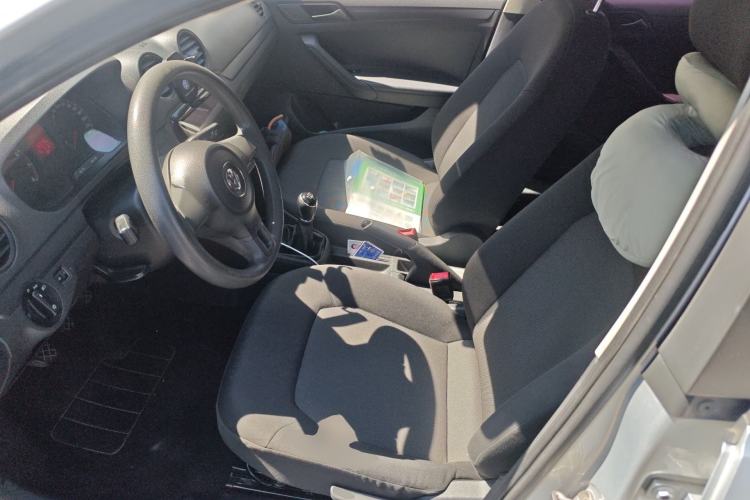 Used Volkswagen Jetta 2015 Zhuihui Edition 1.4L Manual Fashion Model Left Front Seat