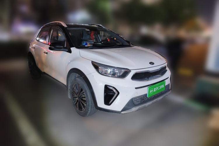 Used Kia kx1 Stonic 2019 1.4L Automatic Fun Edition China VI Front Right 45 Deg