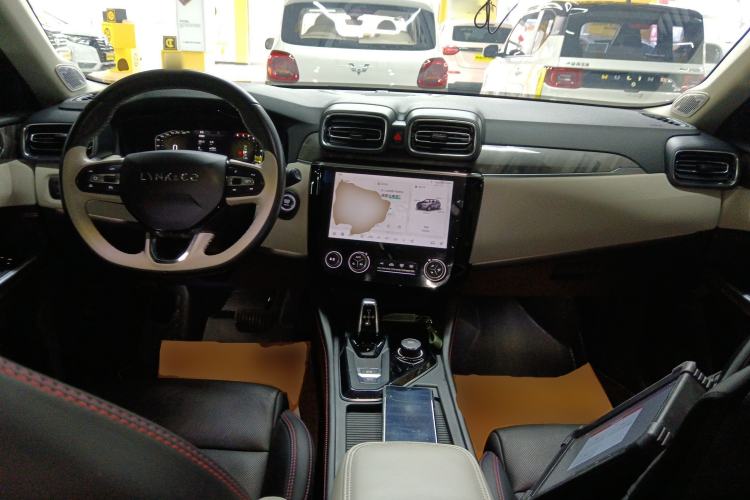 Used Lynk & Co 02 2022 2.0T DCT Shine Pro
