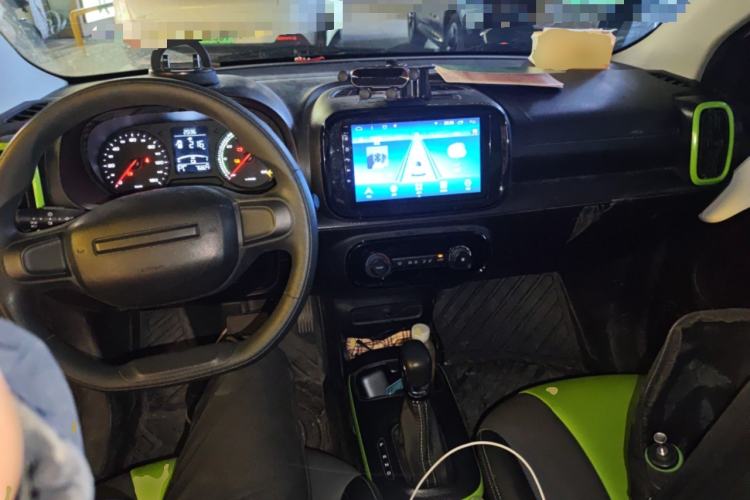 Used Roewe Clever 2021 302 km New Four-Seater Super-Efficient Version