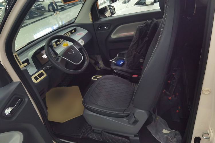 Used Wuling Hongguang MINIEV 2022 Macaron Premium Model – Lithium Iron Phosphate