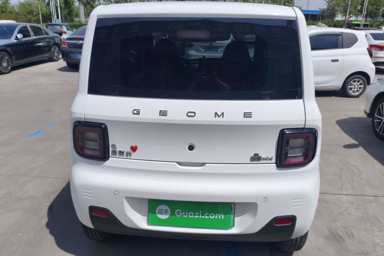 Used Geely Galaxy Panda 2024 Panda Mini 200km Endurance Bear
