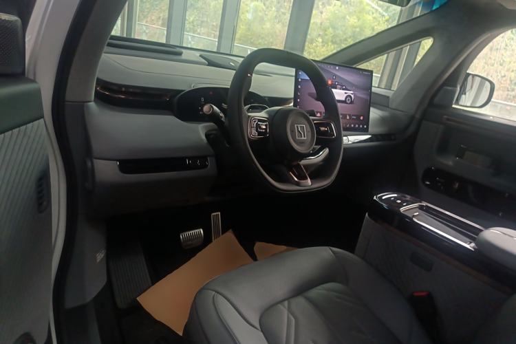 Used Zeekr MIX 2025 Long-Range Intelligent Driving Edition
