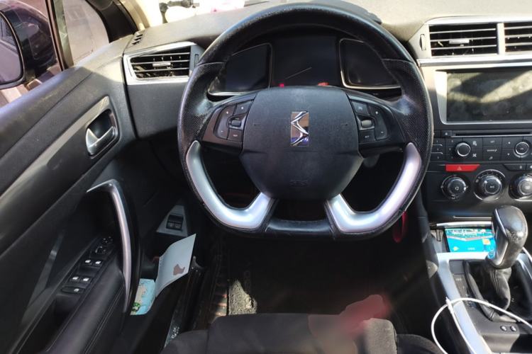 Used DS 6 2014 1.6T Elegant Version THP160
