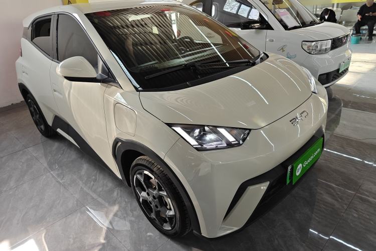 Used BYD Seagull 2025 305 km Free Version Front Right 45 Deg